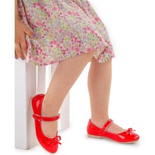 Kiko Kids Barbe Rugan Fiyonklu Cırtlı Kız Çocuk Babet Ayakkabı