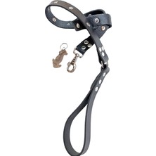 Balkonda Köpek gezdirme tasması hakiki deri siyah metal zımbalı kalınlık:4mm genişlik:2,5cm uzunluk:120cm dog leash B1-1