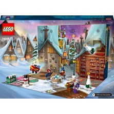 LEGO®  Harry Potter™ Yılbaşı Takvimi 2023 76418 - 7 Yaş ve Üzeri Harry Potter Hayranları İçin Hogsmade Köyü Temalı Hediyelik Yapım Seti (227 Parça)