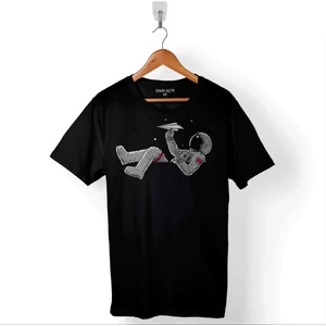 Kendim Seçtim Uçan Astronot Uçurtma Uzay Yolculuğu Cosmos Baskılı Tişört  T-Shirt