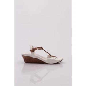 1512 Kadin Kalin Topuk Sandalet