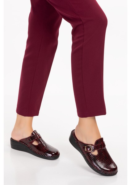 Kadın Bordo Rugan Yılan Desen Ortopedik Terlik modelleri