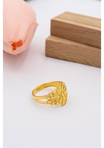 22 Ayar Altın Yüzük Kalemli Işlemeli Kadın Yüzük modelleri