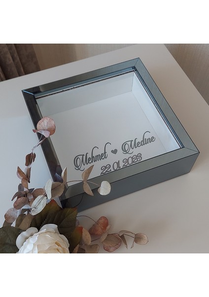isimli 25X25 cm Verda Anı Çerçevesi-6 cm Derinlikli Anı Çerçevesi Gül Kutusu! Füme fırsatları