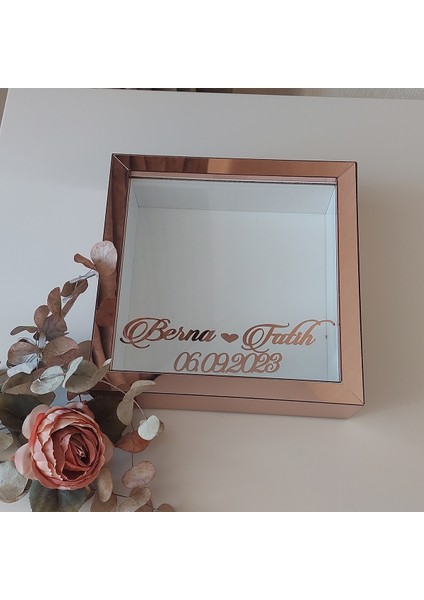 isimli 25X25 cm Verda Anı Çerçevesi-6 cm Derinlikli Anı Çerçevesi Gül Kutusu! Rose fiyatları