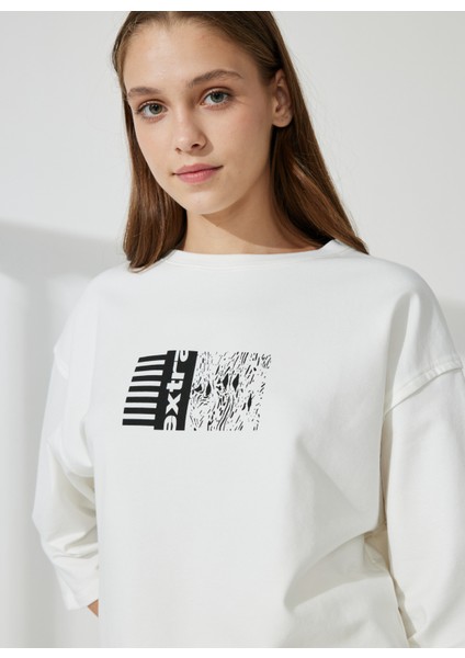 Yuvarlak Yaka Baskılı Ekru Kadın Sweatshirt DT10245 Denim Trip Yuvarlak Yaka Ra fiyatları
