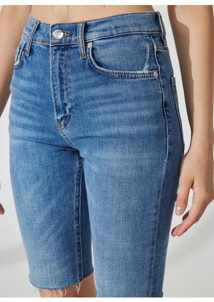 Yüksek Bel Slim Fit Indigo Kadın Denim Şort DT10360 Slim Fit Yüksek Bel Bermuda fırsatları
