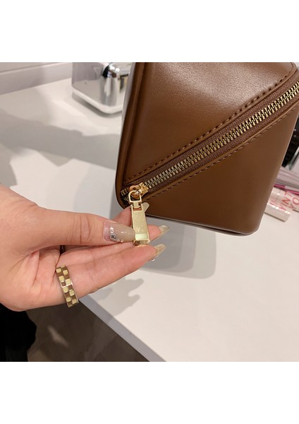 Makyaj Çantası (Yurt Dışından) indirimleri