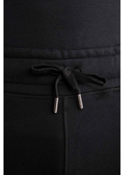M Logolu Siyah Jogger Pantolon indirimleri