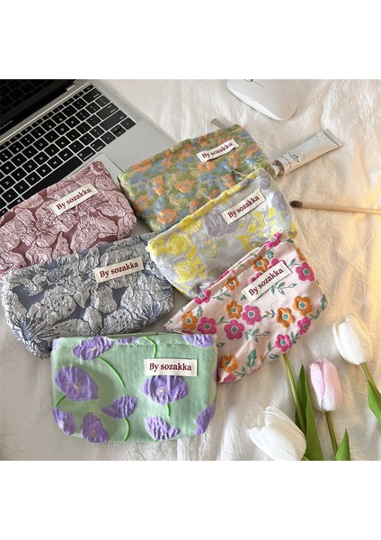 Stil 2 Debriyaj Rölyef Çiçekler Baskı Kanvas Yıkama Torbası Büyük Kapasiteli Kız Seyahat Saklama Makyaj Çantası (Yurt Dışından) modelleri