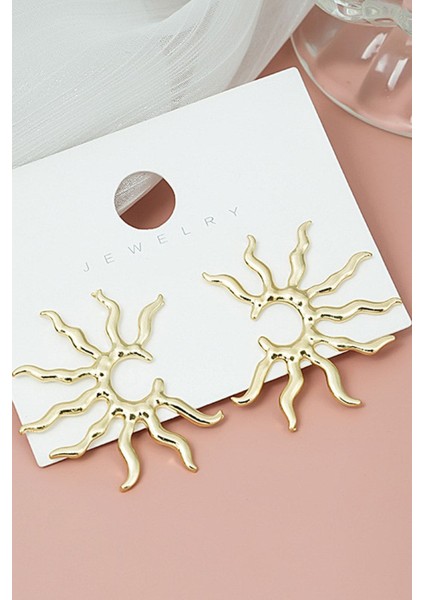 Güneş Figürlü Altın Renk Küpe modelleri