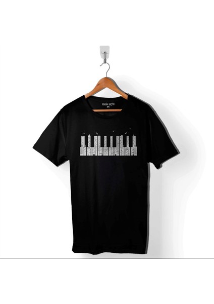 Piano Skyline Piyano Yukarıdaki Tehlike Baskılı Tişört T-Shirt