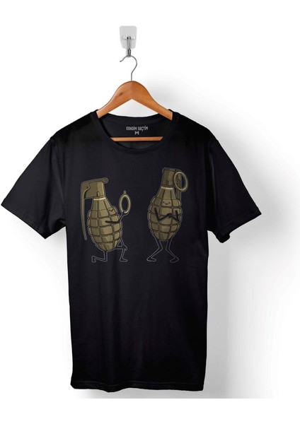 Dangerous Proposal El Bombası Evlilik Teklifi Baskılı Tişört Unisex T-Shirt
