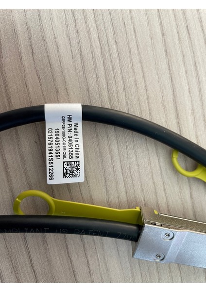 Huawi QSFP28-100G-CU1M ,high Speeddirect-Attach CABLES,1M,(QSFP28),CC8P0.254B (S) ,used Indoor