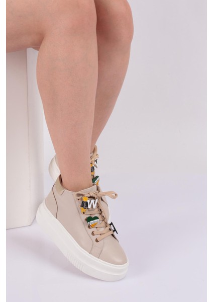 1017 Kadin Sneaker indirimleri