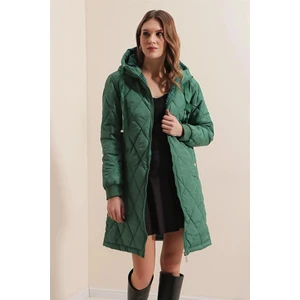Kadın Zümrüt Yeşili Kapitone Uzun Şişme Mont HZL22W-BD151381