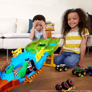 Hot Wheels Monster Trucks Heyecanlı Yarışlar Oyun Seti , 4 Fiyatı