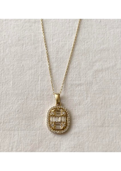 Baget Taşlı Oval Altın Kolye