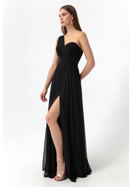 Kadın Siyah Tek Omuz Yırtmaçlı Uzun Abiye Elbise