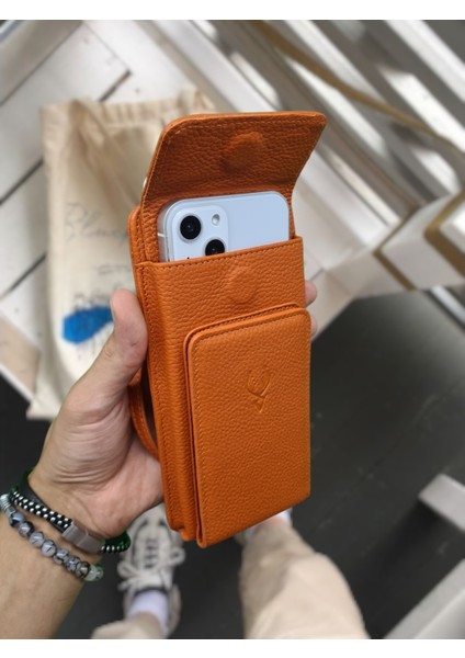 5008 Deri Erkek Kadın Kullanımlı Boyun ve Omza Takılan Zincir & Deri Askılı Telefon Hazneli Çanta fırsatları