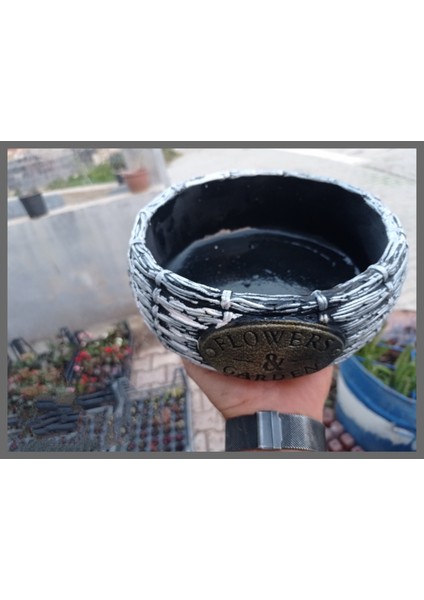 Beton Saksı Özel El Yapımı 001 fiyatları