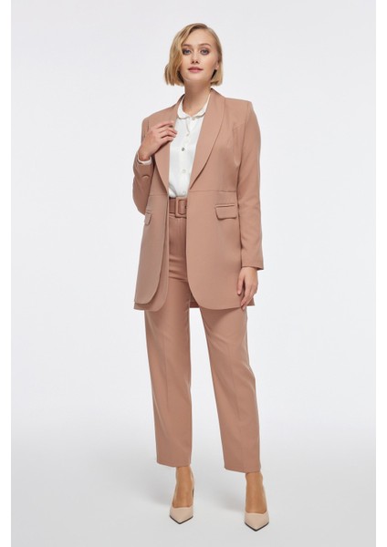 Cep Detaylı Pantolonlu Camel Takım