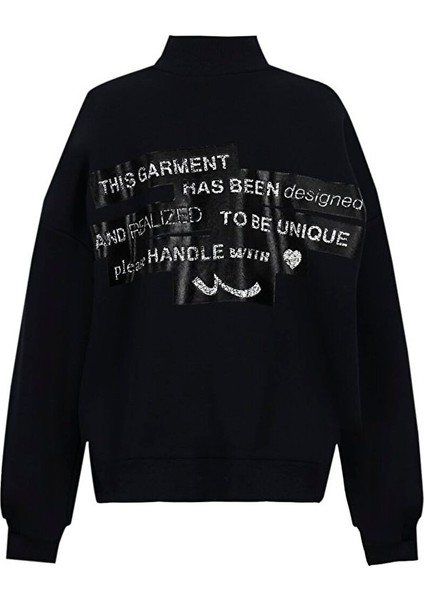 KadınSlogan Baskılı Dik Yaka Siyah Sweatshırt fiyatları