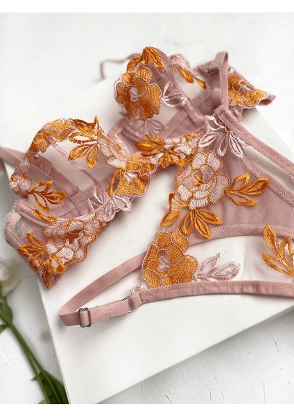 Çiçek Işlemeli Sütyen Takım fiyatları