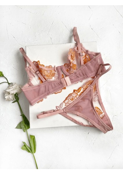 Çiçek Işlemeli Sütyen Takım fırsatları