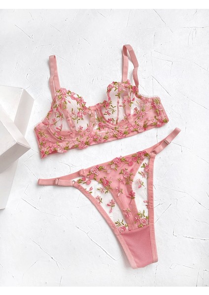 Çiçekli Balenli Sütyen Takım indirimleri
