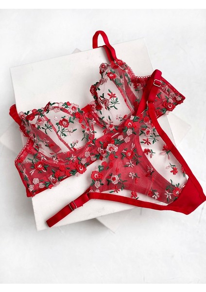 Çiçekli Balenli Sütyen Takım