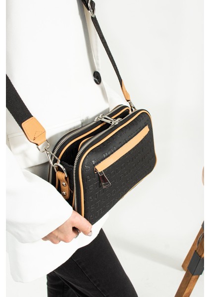 Orta Boy 5 Bölmeli Kadın Omuz Çantası SQ-4023 modelleri