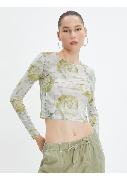 Batik Desenli Crop Tişört Uzun Kollu Bisiklet Yaka Dikiş Detaylı modelleri