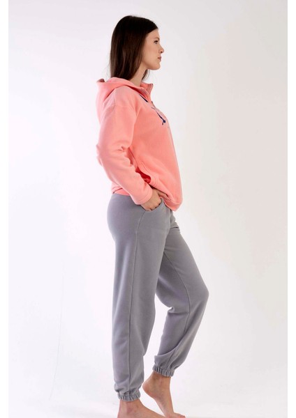 Kadın Polar Kapsonlu Düşük Omuzlu Yarım Fermuarlı Uzun Kol Pijama Takım modelleri