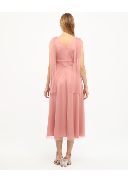 Göğüs Büzgü Detaylı Esnek Tül Abiye Elbise fiyatları