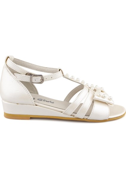 Krem Sedef Incili Kız Çocuk Sandalet