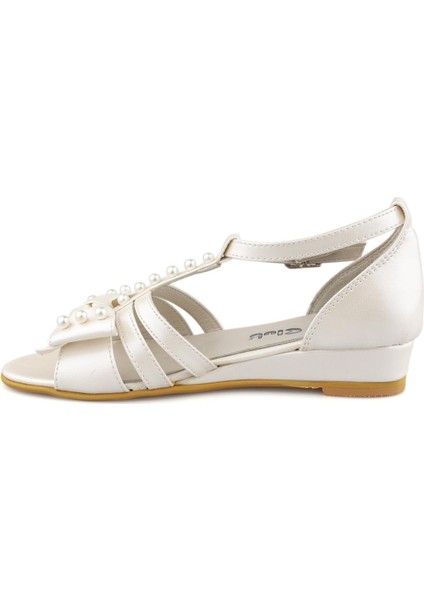 Krem Sedef Incili Kız Çocuk Sandalet fırsatları