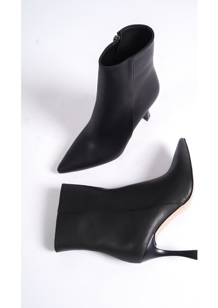 MBHRND801-S Kadın Ince Topuklu Sivri Burun Siyah Kısa Bot & Bootie fiyatları