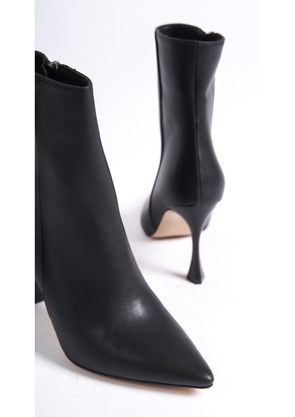 MBHRND801-S Kadın Ince Topuklu Sivri Burun Siyah Kısa Bot & Bootie fırsatları