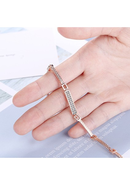 Kadın Pırlanta Çivili Bileklik (Yurt Dışından) fırsatları