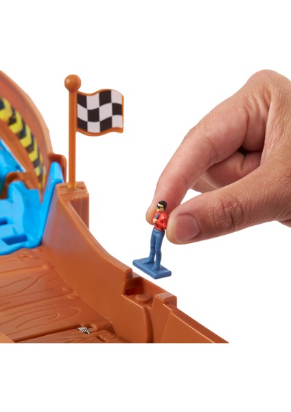 Monster Trucks Heyecanlı Yarışlar Oyun Seti , 4 yaş ve üzeri, HGV12