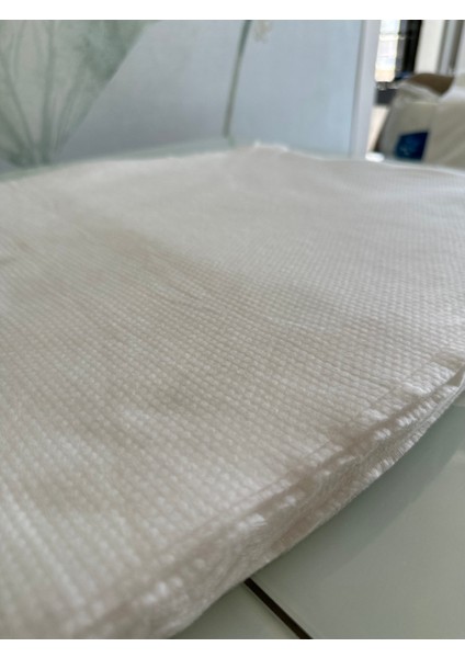 Tek Kullanımlık 40X80 Saç Havlusu Paketler 100 Lü Paket Kuaför Güzellik Merkezi Havlu