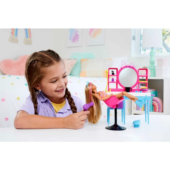 Barbie Muhteşem Kuaför Oyun Seti, 3 yaş ve üzeri, HKV00