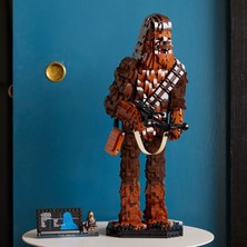 LEGO Star Wars# Chewbacca# 75371 # Yetişkinler için İnşa Edilebilen Koleksiyonluk Figür Yapım Seti (2319 Parça)