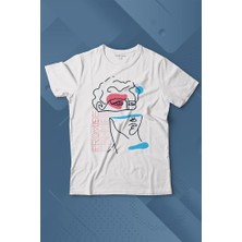 Kendim Seçtim Statue Minimal Street Culture Soft Renkler Heykel Y2K Baskılı Tişört Çocuk T-Shirt