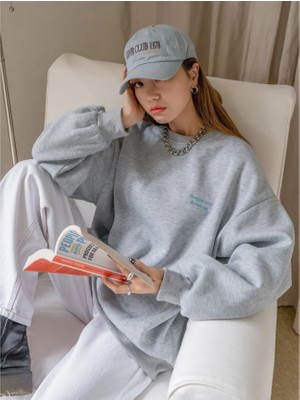 Trendseninle Kadın Staggertly Baskılı Bisiklet Yaka Sweatshirt
