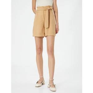 Ipeksi Dokulu Şort Kemerli Cepli