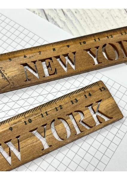 New York Desenli Vintage Ahşap Cetvel / Yer Imi fırsatları