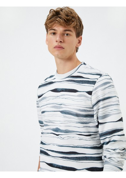 Bisiklet Yaka Sweatshirt Baskılı Uzun Kollu