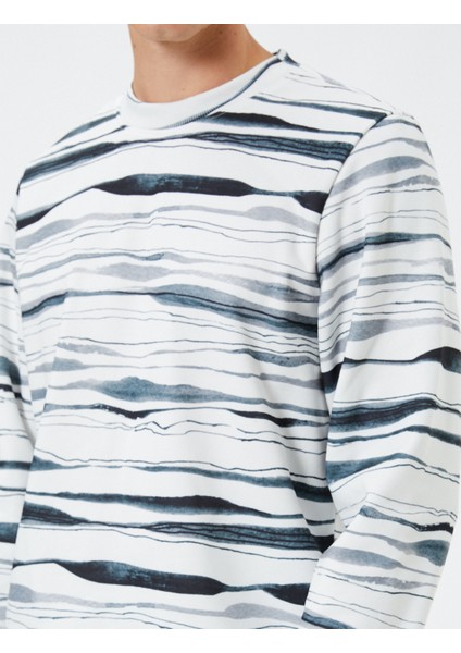 Bisiklet Yaka Sweatshirt Baskılı Uzun Kollu indirimleri